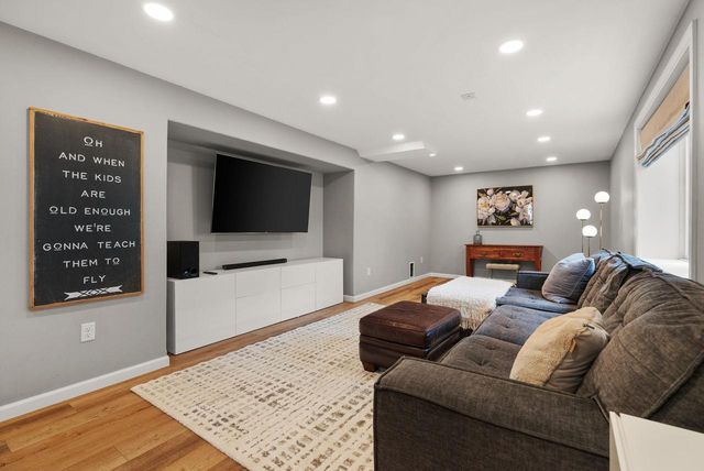4321 Hegg Avenue, Madison, WI 53716