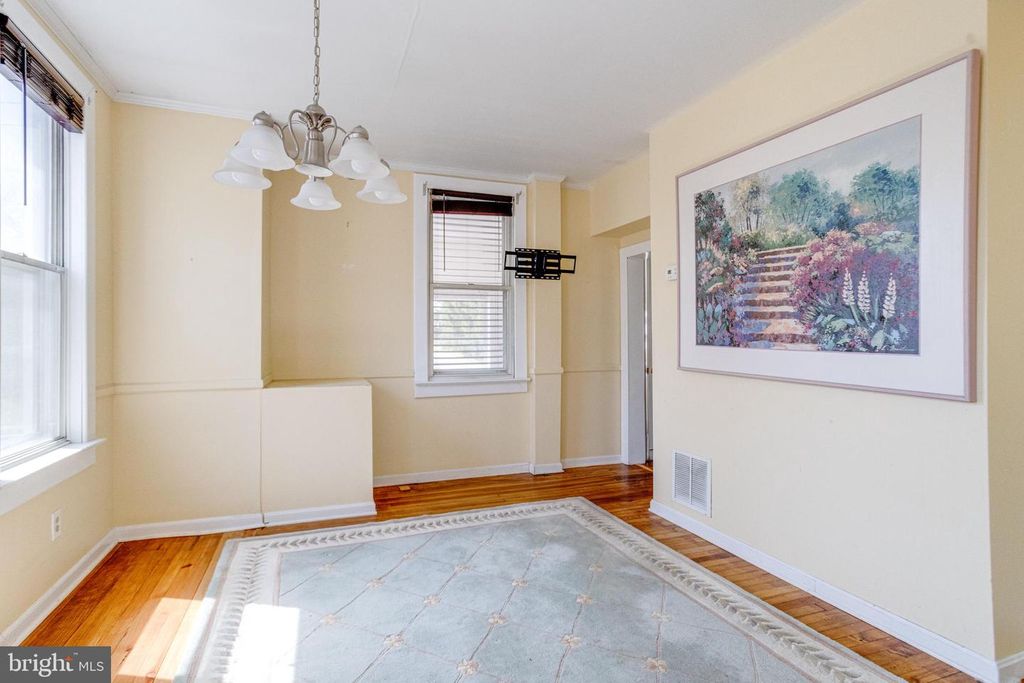 Image 16 of property listing at 8421 OLD HARFORD, Parkville, MD 21234