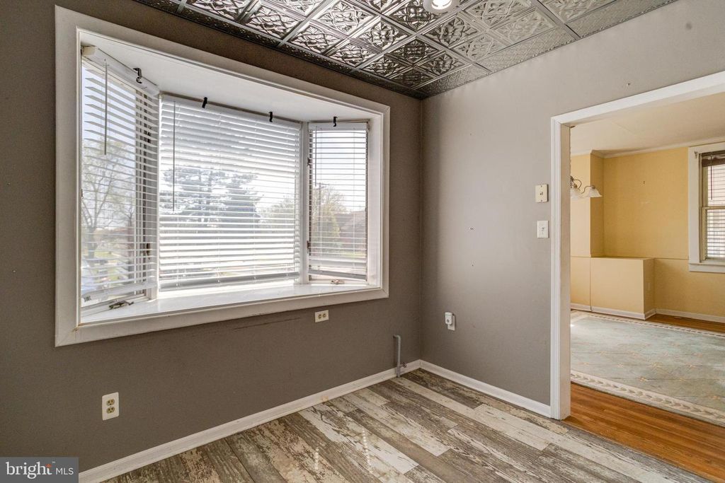 Image 28 of property listing at 8421 OLD HARFORD, Parkville, MD 21234