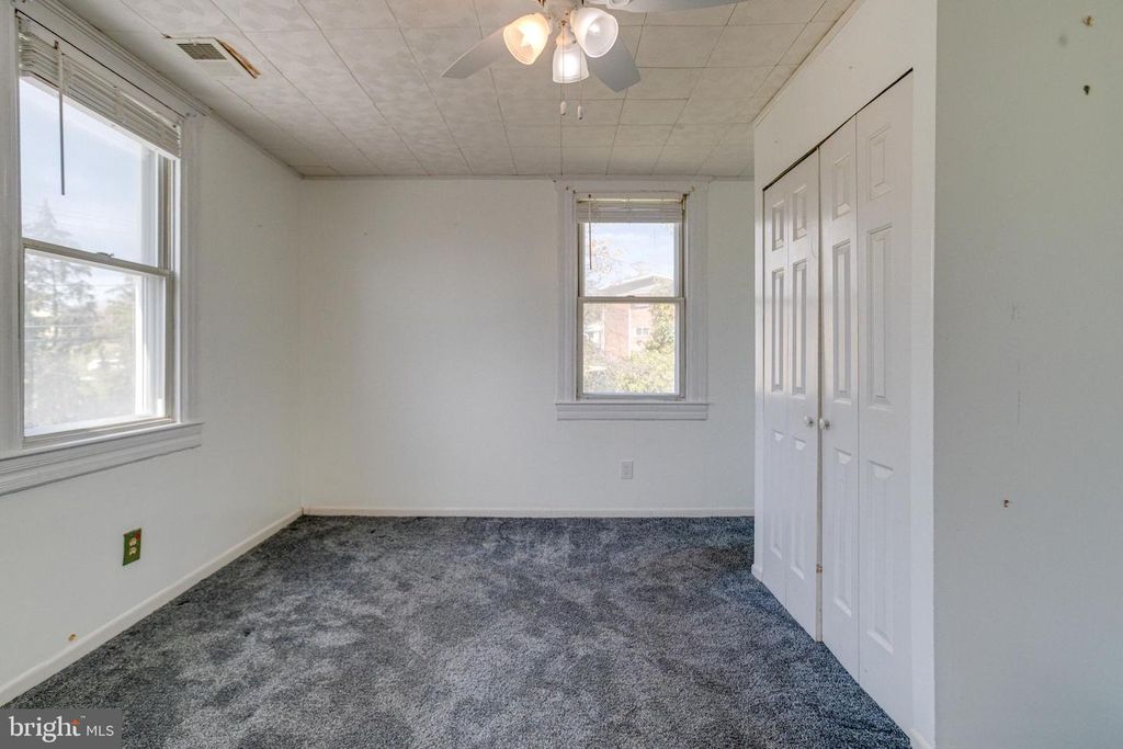 Image 30 of property listing at 8421 OLD HARFORD, Parkville, MD 21234