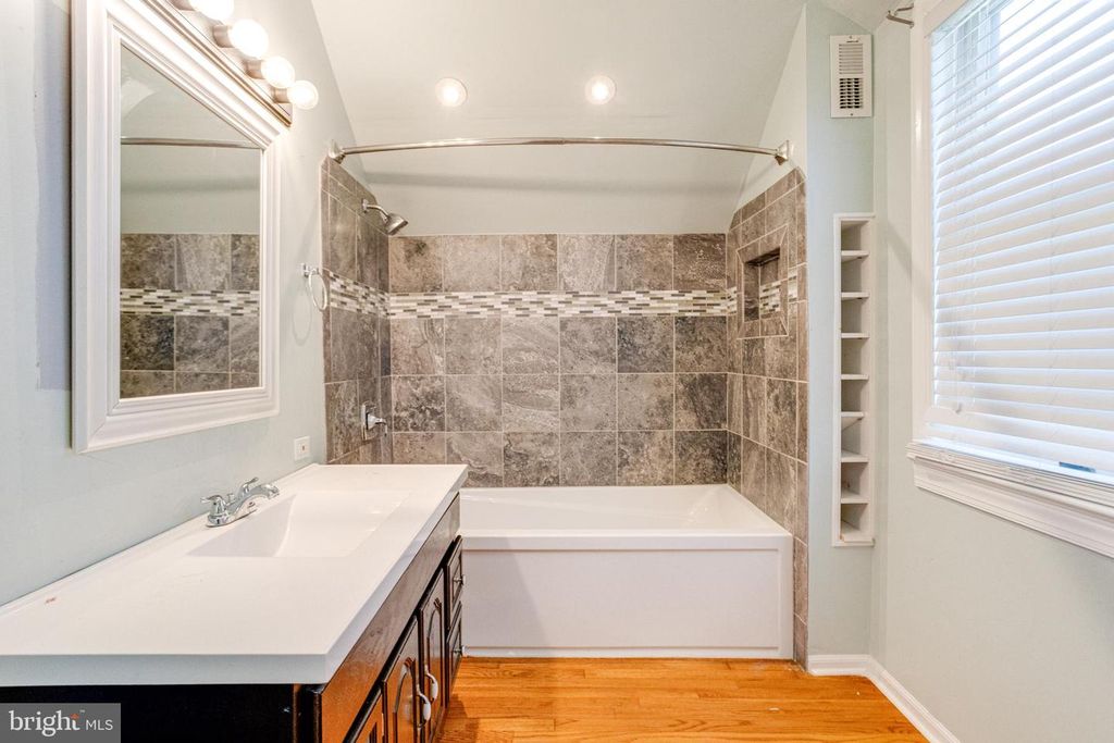 Image 41 of property listing at 8421 OLD HARFORD, Parkville, MD 21234