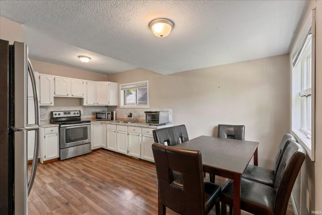 1218 Kinyon Street, South Bend, IN 46616