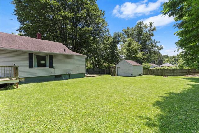 1218 Kinyon Street, South Bend, IN 46616
