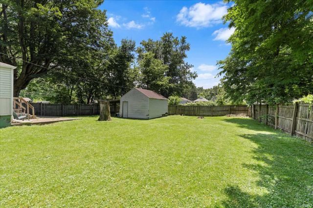1218 Kinyon Street, South Bend, IN 46616