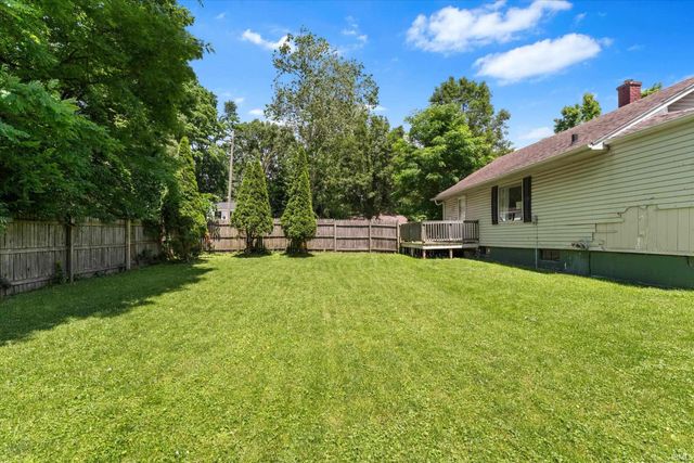 1218 Kinyon Street, South Bend, IN 46616