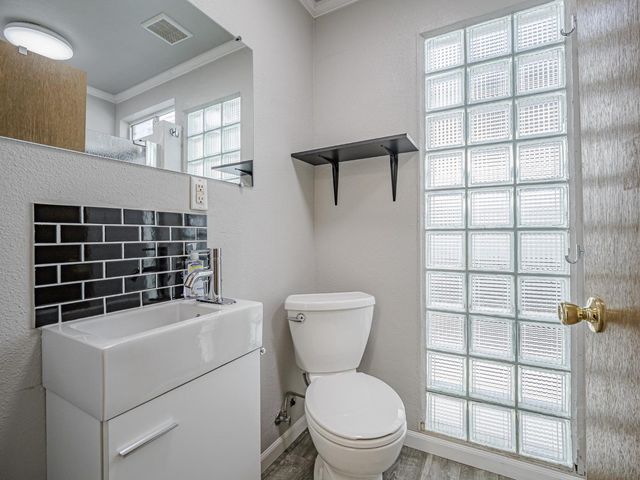 1311 Delaware Avenue, Santa Cruz, CA 95060