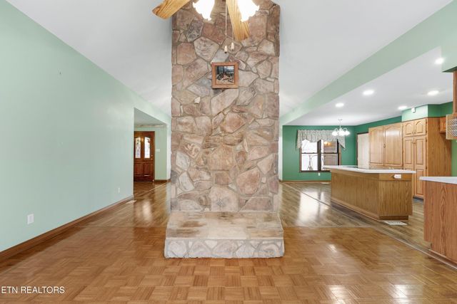 235 Davidson Hollow Rd, Heiskell, TN 37754