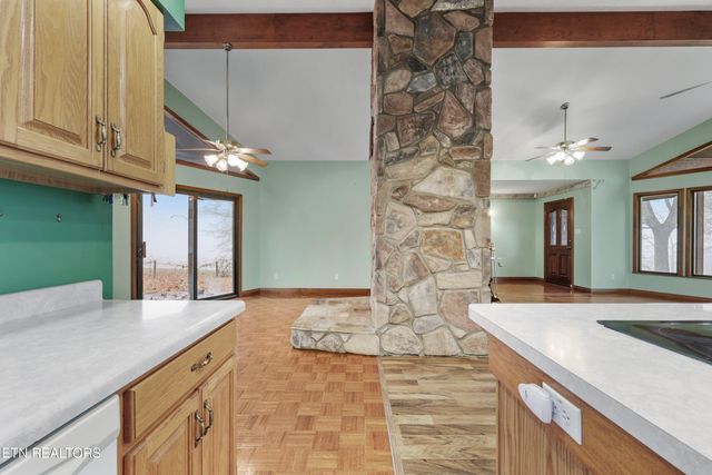 235 Davidson Hollow Rd, Heiskell, TN 37754