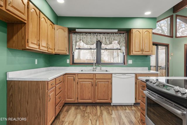 235 Davidson Hollow Rd, Heiskell, TN 37754