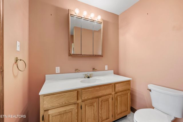 235 Davidson Hollow Rd, Heiskell, TN 37754