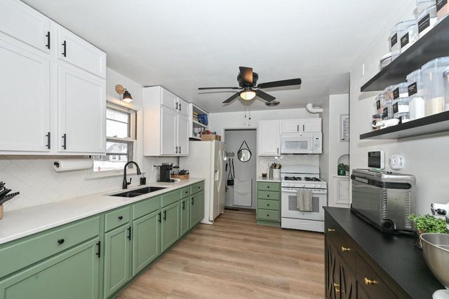 3460 N 90th STREET, Milwaukee, WI 53222