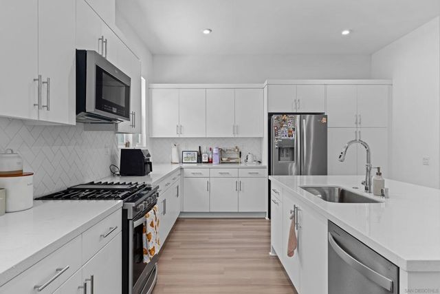 1411 W Bushell St, Anaheim, CA 92805