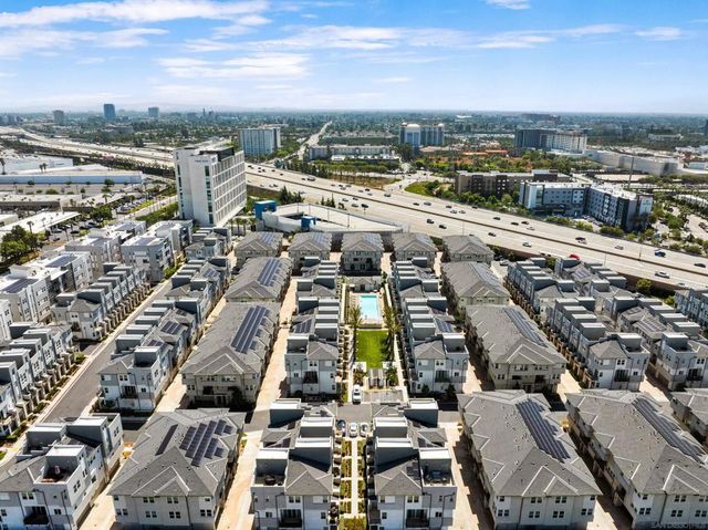 1411 W Bushell St, Anaheim, CA 92805