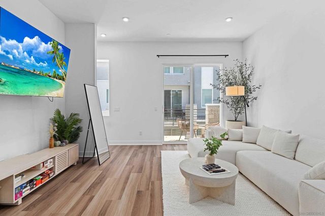 1411 W Bushell St, Anaheim, CA 92805