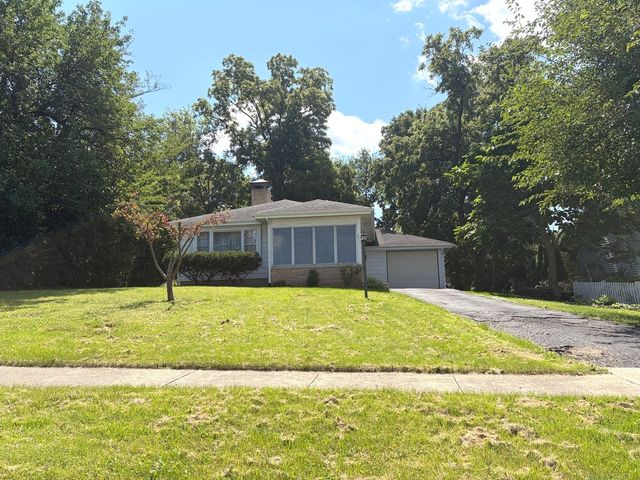 714 Michigan Street, Wheaton, IL 60187