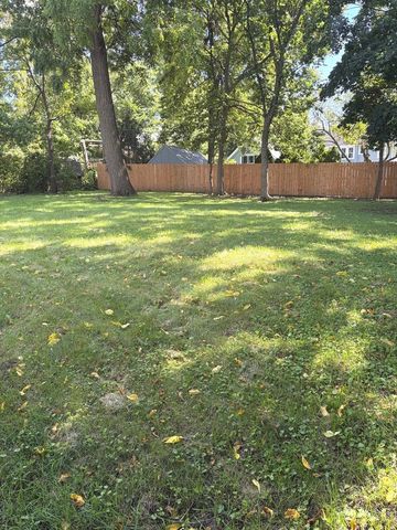 714 Michigan Street, Wheaton, IL 60187