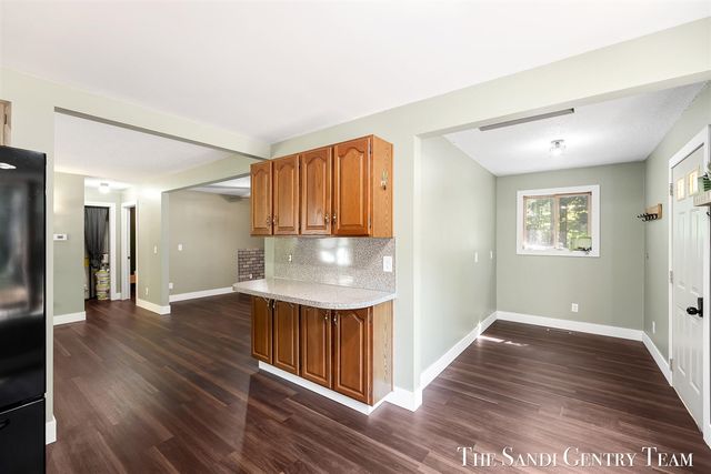 4536 Dalson Road, Twin Lake, MI 49457
