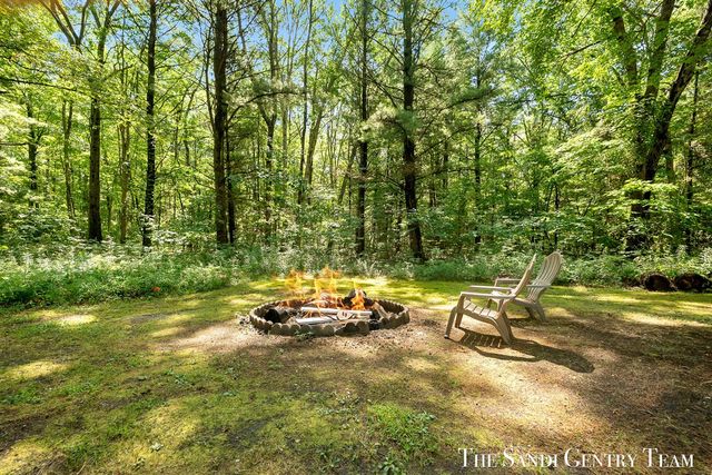 4536 Dalson Road, Twin Lake, MI 49457