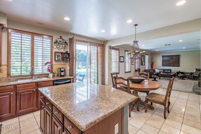 649 Eisenhower Way, Simi Valley, CA 93065