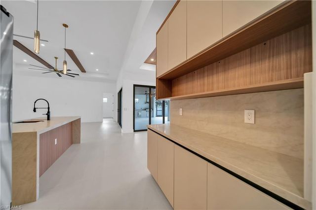 4006 SW 25th CT, Cape Coral, FL 33914