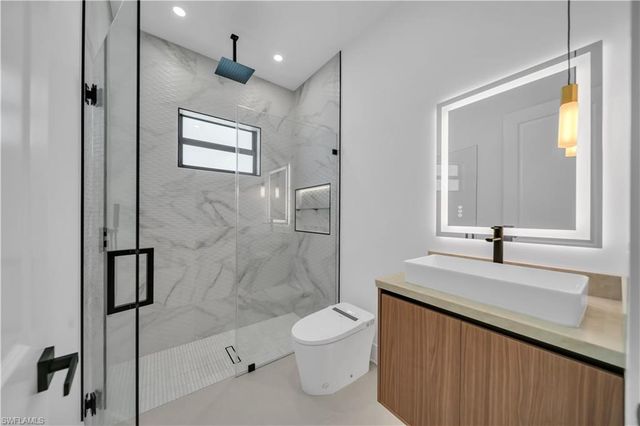 4006 SW 25th CT, Cape Coral, FL 33914