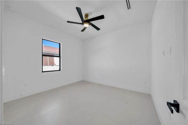 4006 SW 25th CT, Cape Coral, FL 33914