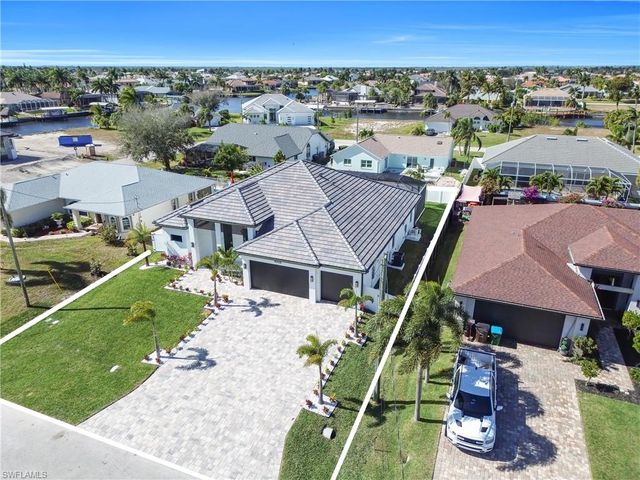 4006 SW 25th CT, Cape Coral, FL 33914