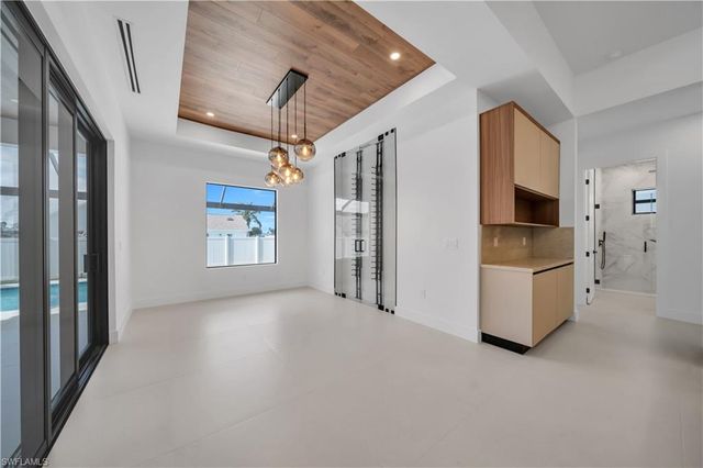 4006 SW 25th CT, Cape Coral, FL 33914