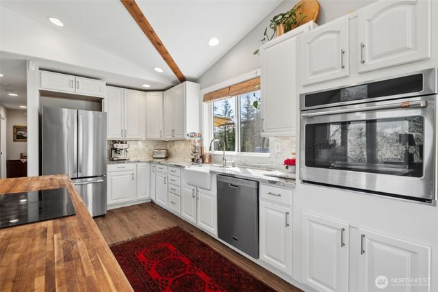 32707 349 Way SE, Ravensdale, WA 98051