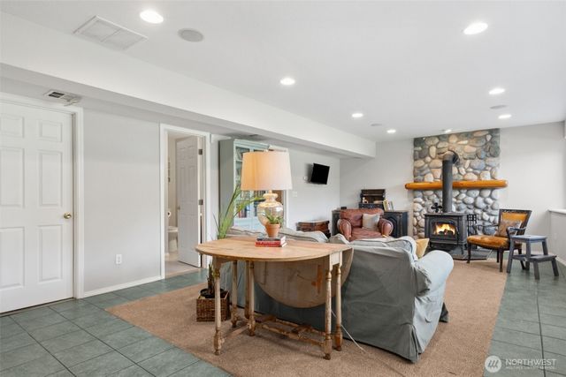 32707 349 Way SE, Ravensdale, WA 98051