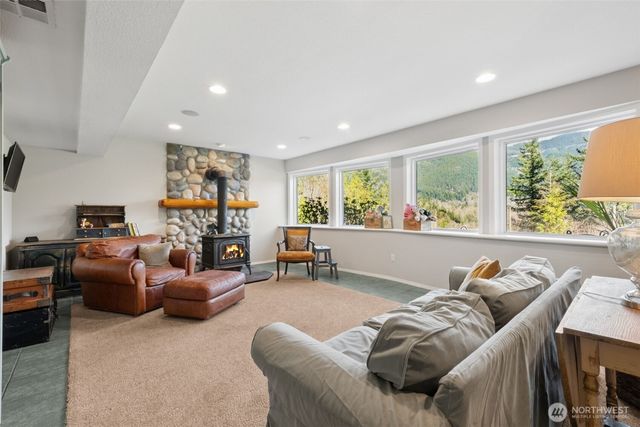 32707 349 Way SE, Ravensdale, WA 98051