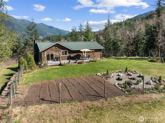 32707 349 Way SE, Ravensdale, WA 98051