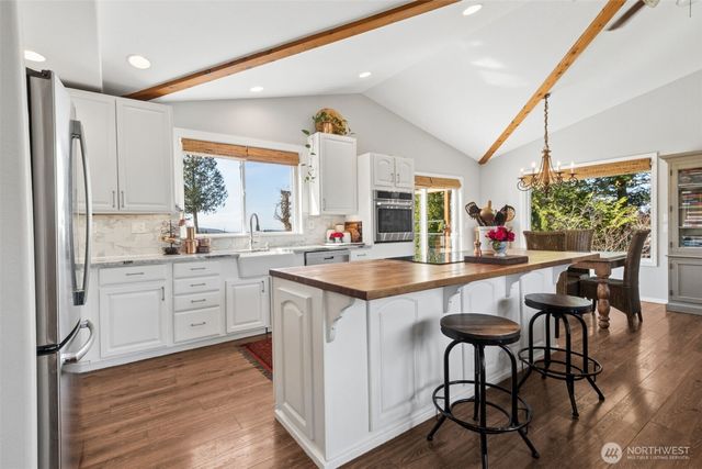 32707 349 Way SE, Ravensdale, WA 98051