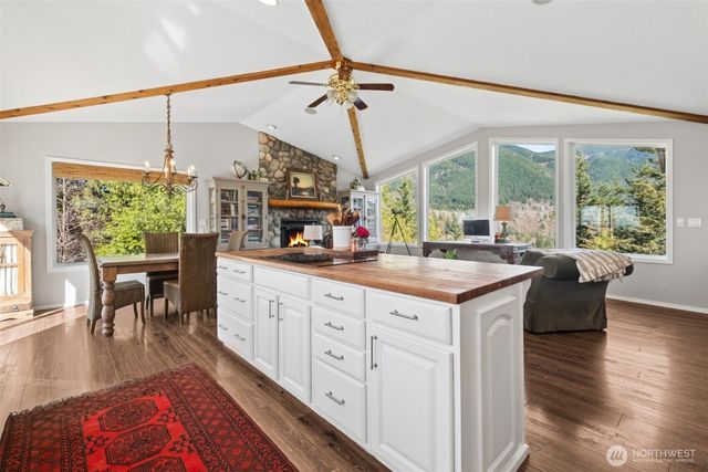 32707 349 Way SE, Ravensdale, WA 98051