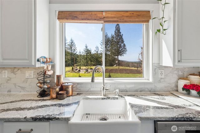 32707 349 Way SE, Ravensdale, WA 98051