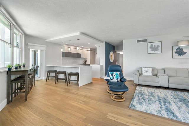 1050 LONGBOAT CLUB ROAD 901, Longboat Key, FL 34228