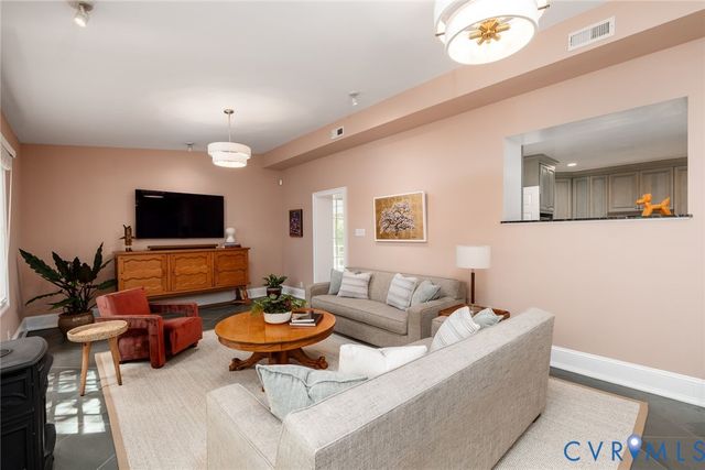 7113 Pinetree Rd, Henrico, VA 23229