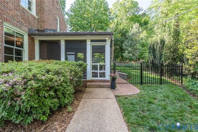 7113 Pinetree Rd, Henrico, VA 23229