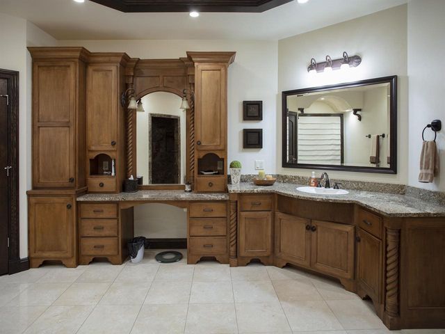 1071 HILL DRIVE, Oneida, WI 54155