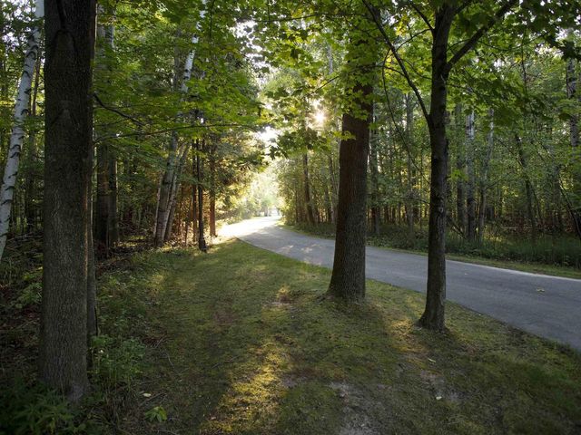 1071 HILL DRIVE, Oneida, WI 54155