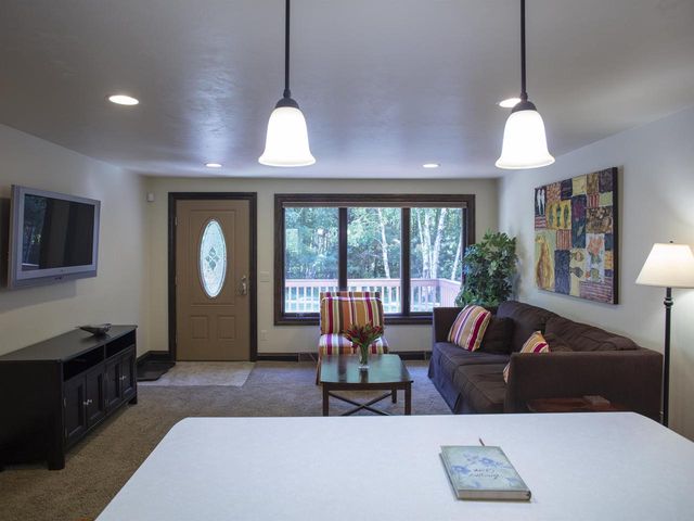1071 HILL DRIVE, Oneida, WI 54155