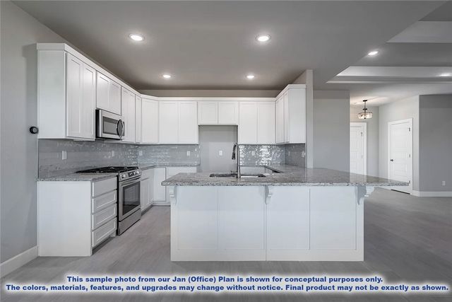 1009 Marquis Avenue, Lowell, AR 72745