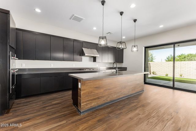 10216 E TALON Avenue, Mesa, AZ 85212