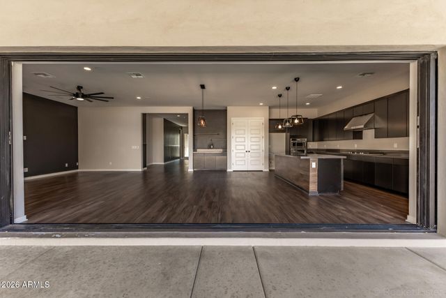 10216 E TALON Avenue, Mesa, AZ 85212