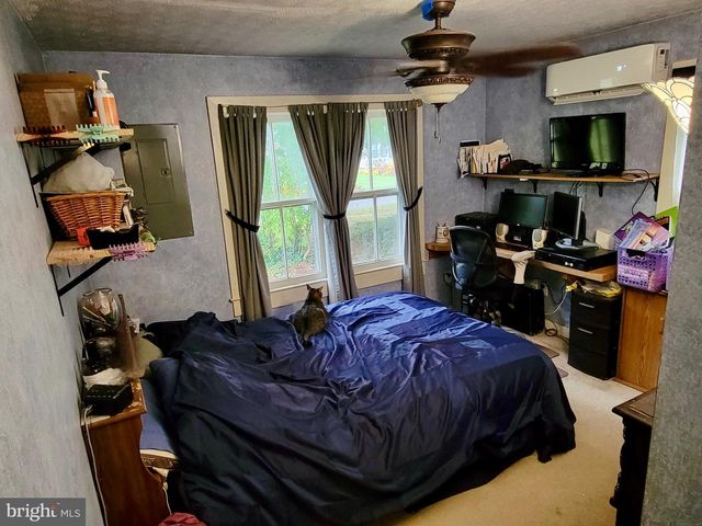 33 POPLAR LN, Indian Head, MD 20640