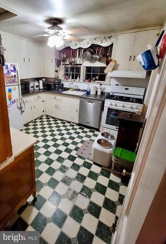 33 POPLAR LN, Indian Head, MD 20640