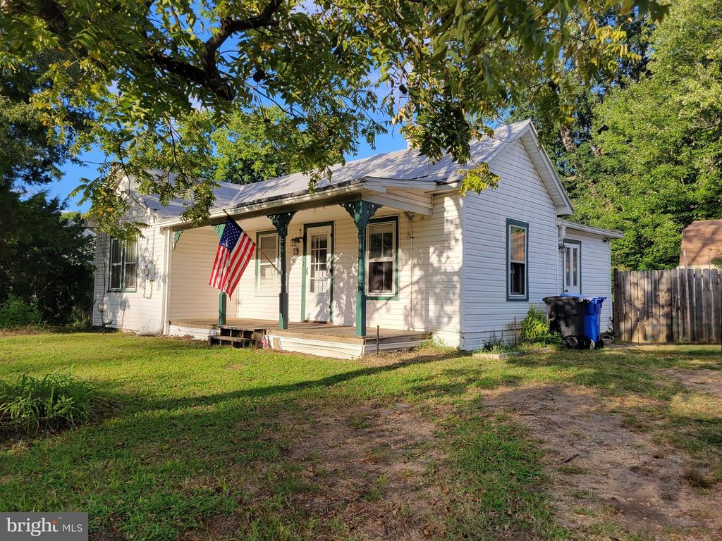 33 POPLAR LN, Indian Head, MD 20640