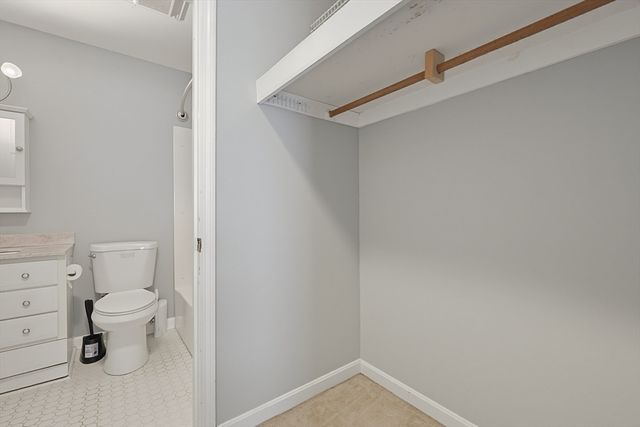 167 Greenbrook Dr 167, Stoughton, MA 02072