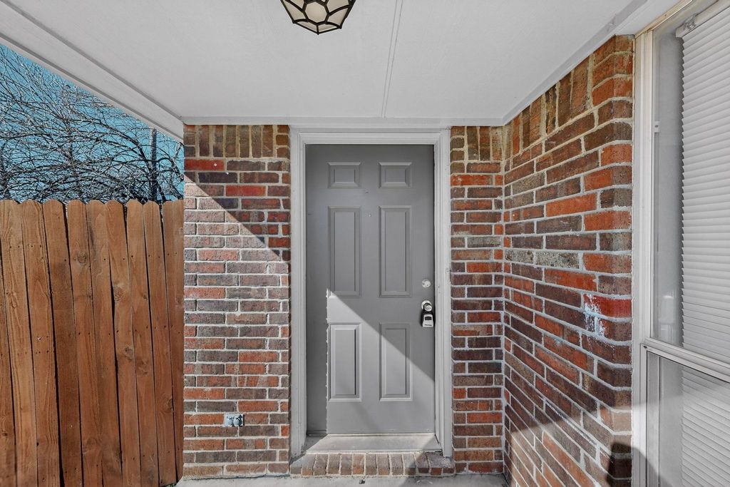 4517 Ebbtide Court, Fort Worth, TX 76135