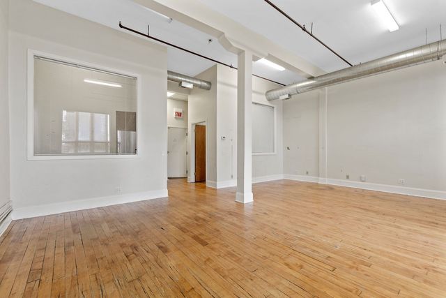 1404 W FULTON Street, Chicago, IL 60607